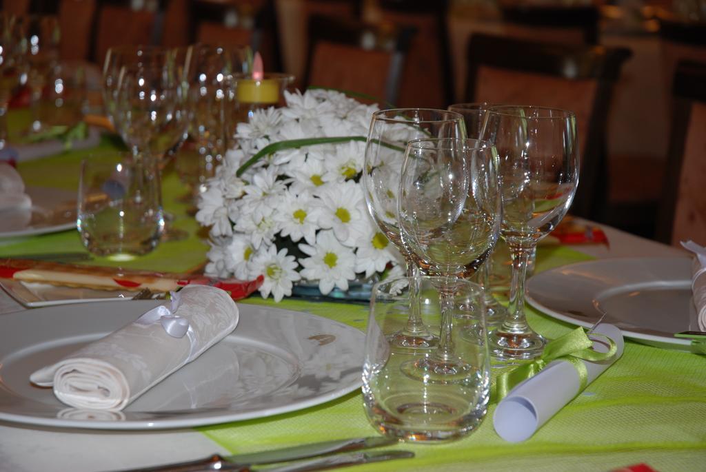Hotel Al Giardino Fanna Zewnętrze zdjęcie