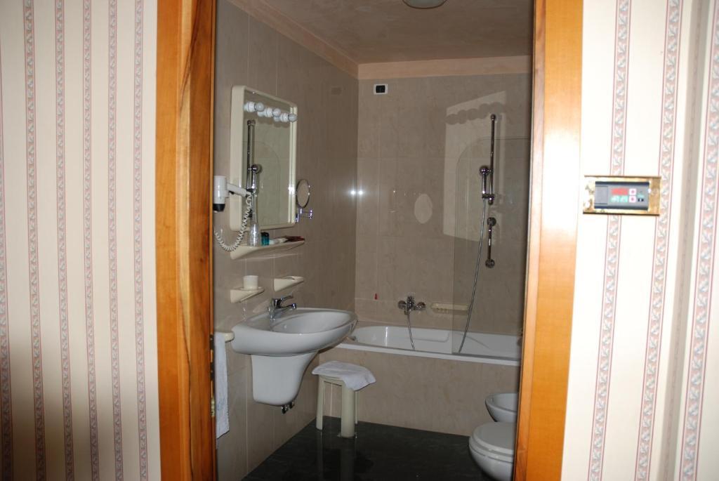 Hotel Al Giardino Fanna Zewnętrze zdjęcie