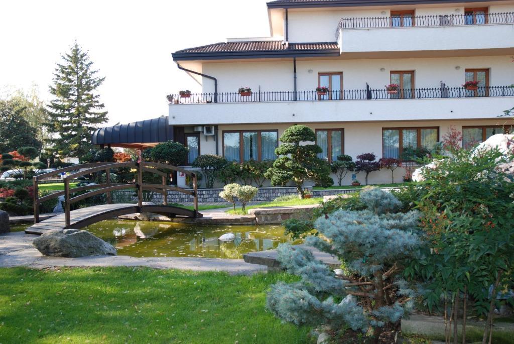 Hotel Al Giardino Fanna Zewnętrze zdjęcie